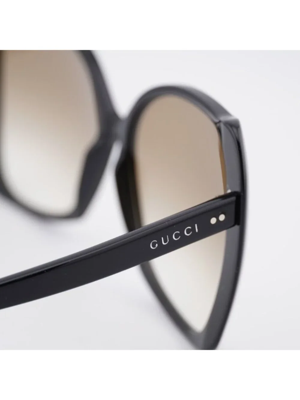 Gucci GG0471S 001 Sunglasses Black Butterfly Frame, Brown Gradient Lenses